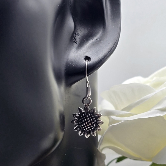 ❤️ SUNNY DAYS EARRINGS - Picture 3 of 8